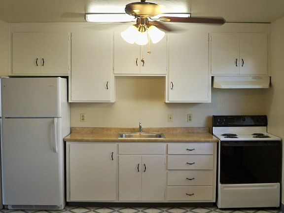 2nd image of 555 S 10th St APT 6