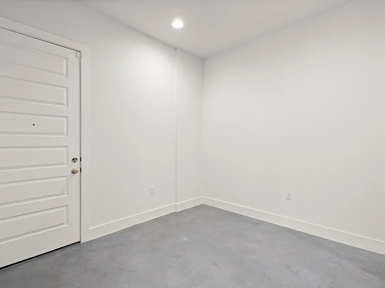 8922 Menchaca Rd #701 — Photo 7