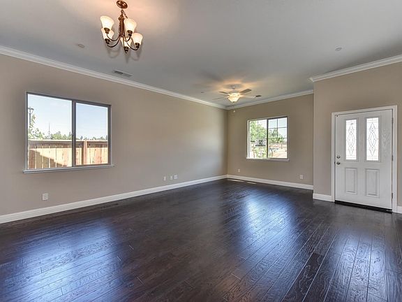 5th image of 3520 Trentino St