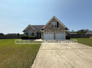 421 Ivywood Ln, Raeford, NC 28376
