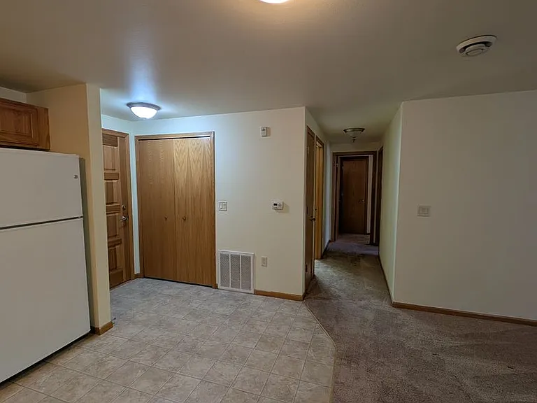 Pheasant Run Apartments — Photo 25