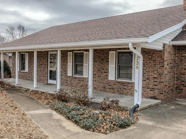 236 Planeview Ave, Lebanon, MO 65536