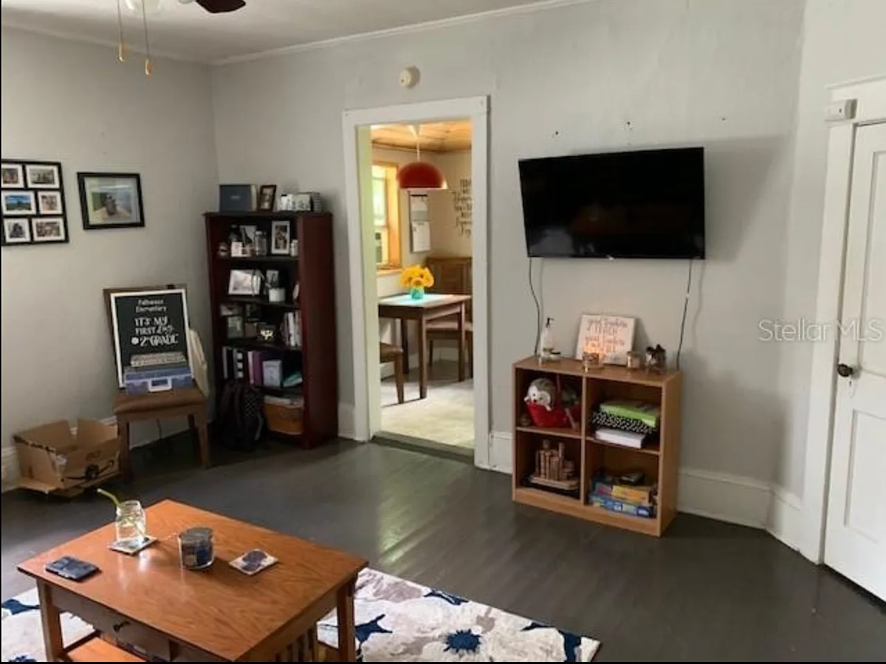 135 N Clara Ave — Photo 4