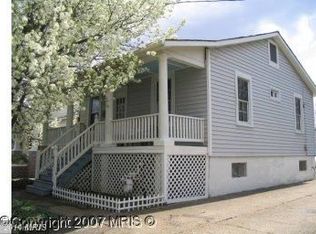 812 19th St S #B, Arlington, VA 22202