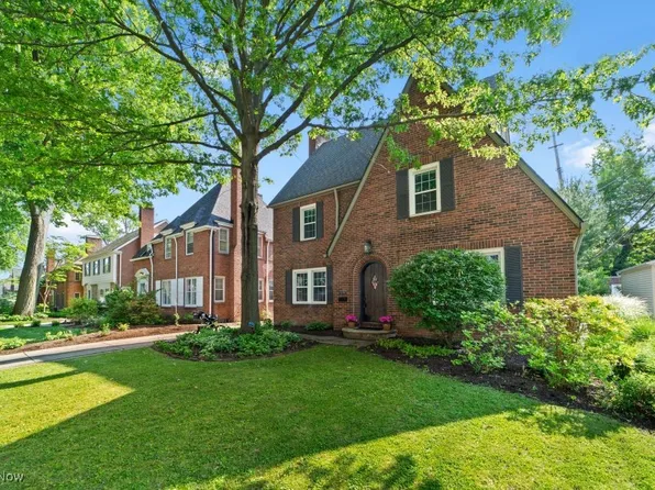 3725 Sutherland Rd, Shaker Heights, OH 44122