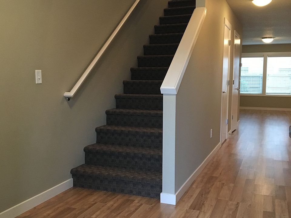 1st image of 8609 NE 37th St
