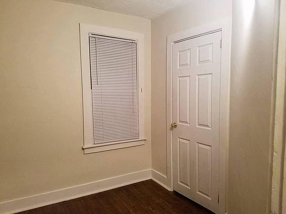 3rd image of 411 S Raynor Ave Floor 2