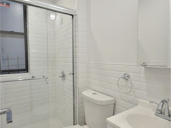 5th image of 1480 Amsterdam Ave #12