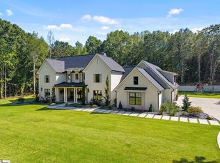 16 McGill Rd, Taylors, SC 29687
