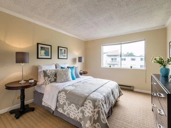 (undisclosed Address), Daly City, CA 94015