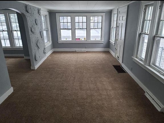 5th image of 1006 Lawndale Ave