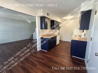 11102 NW Crooked Rd APT C, Kansas City, MO 64152