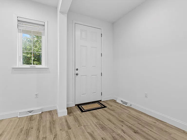 217 Hoke Farm Way — Photo 3