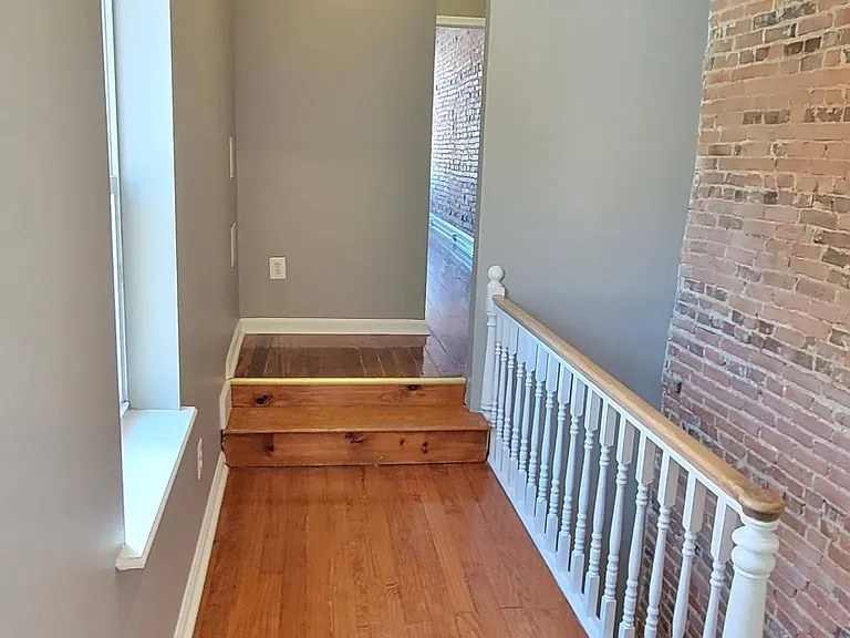 926 S Hanover St — Photo 27