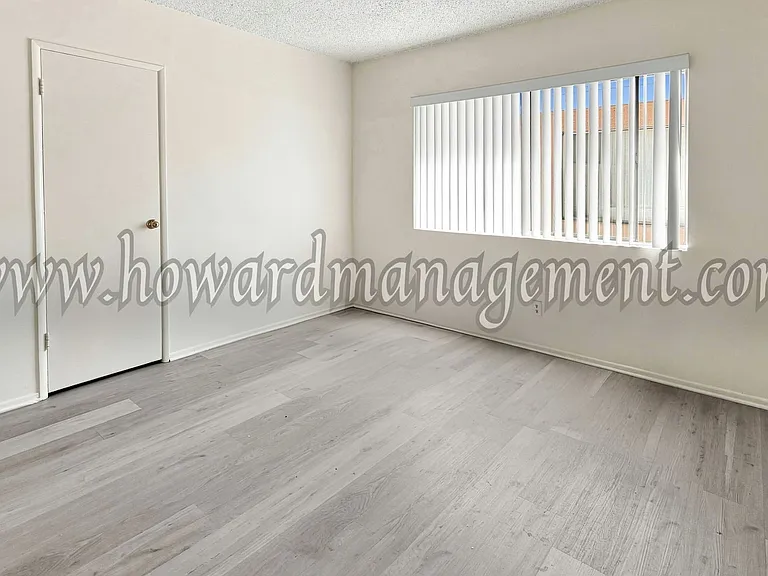 3637 Mentone — Photo 9