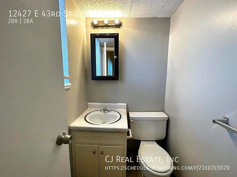12427 E 43rd St S #2 — Photo 9