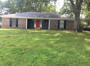 1280 Comstock Ct, Mobile, AL 36695