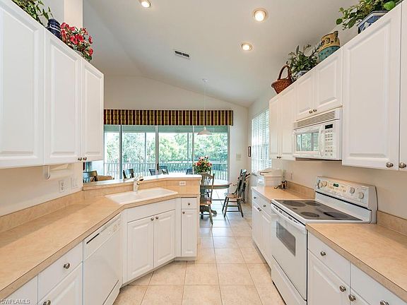 4th image of 7119 Wild Forest Ct APT 202
