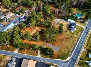 L1 Taylor St #1, Chincoteague Island, VA 23336