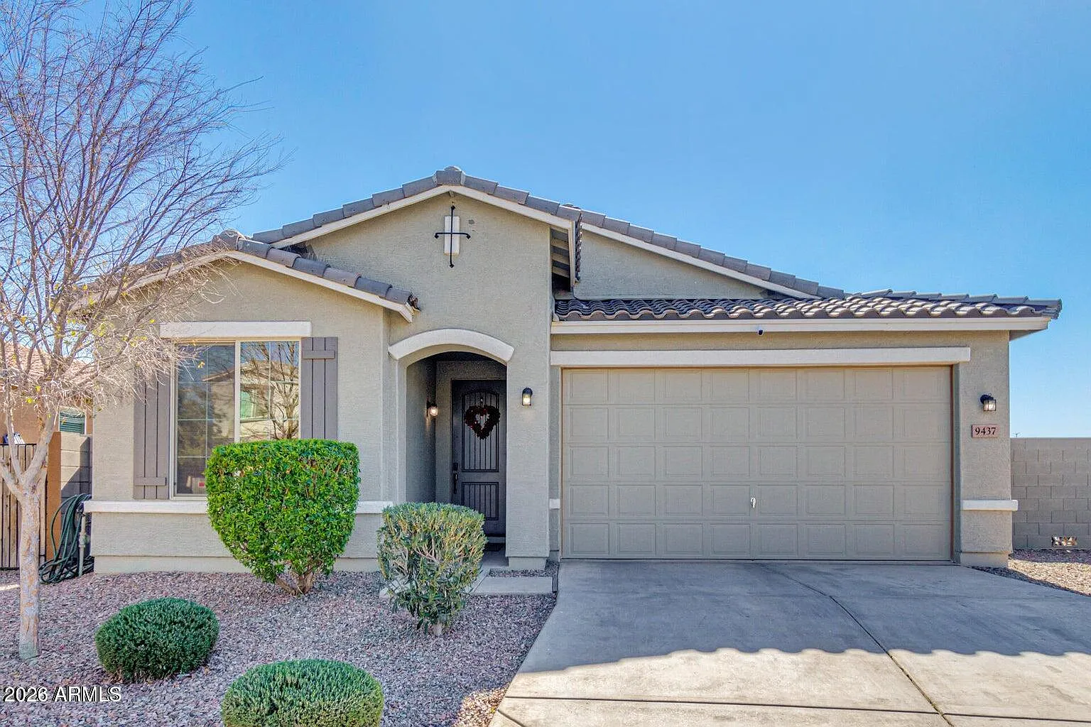 4 bed, 2.0 bath, 1904 sqft, $2,275 — Photo 4