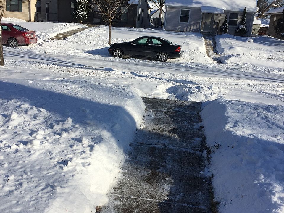 2nd image of 5848 45th Ave S