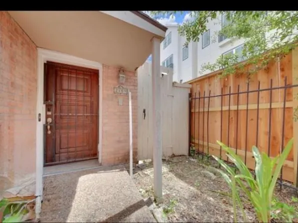 2109 Nantucket Dr, Houston, TX 77057