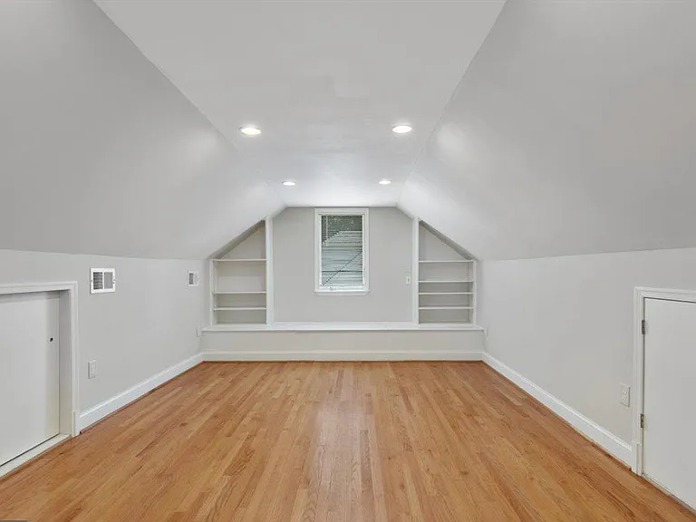 4810 Delaware St — Photo 12