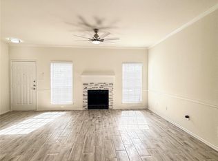 17497 Red Oak Dr #7497, Houston, TX 77090