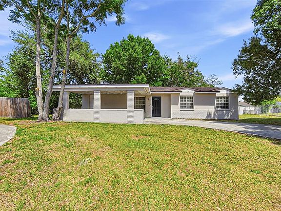 3rd image of 1729 FLORES COURT