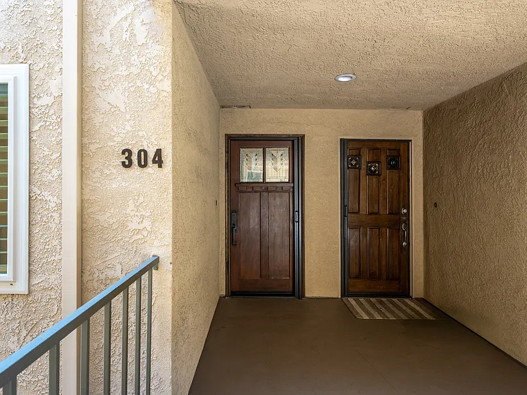 2700 E Panorama Dr #304 — Photo 4