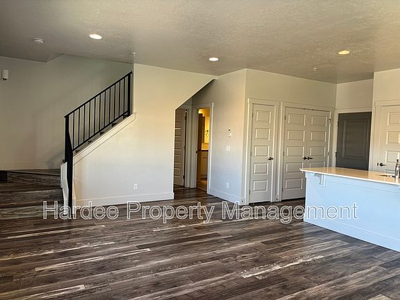 5th image of 3000 S Bown Way Unit 202