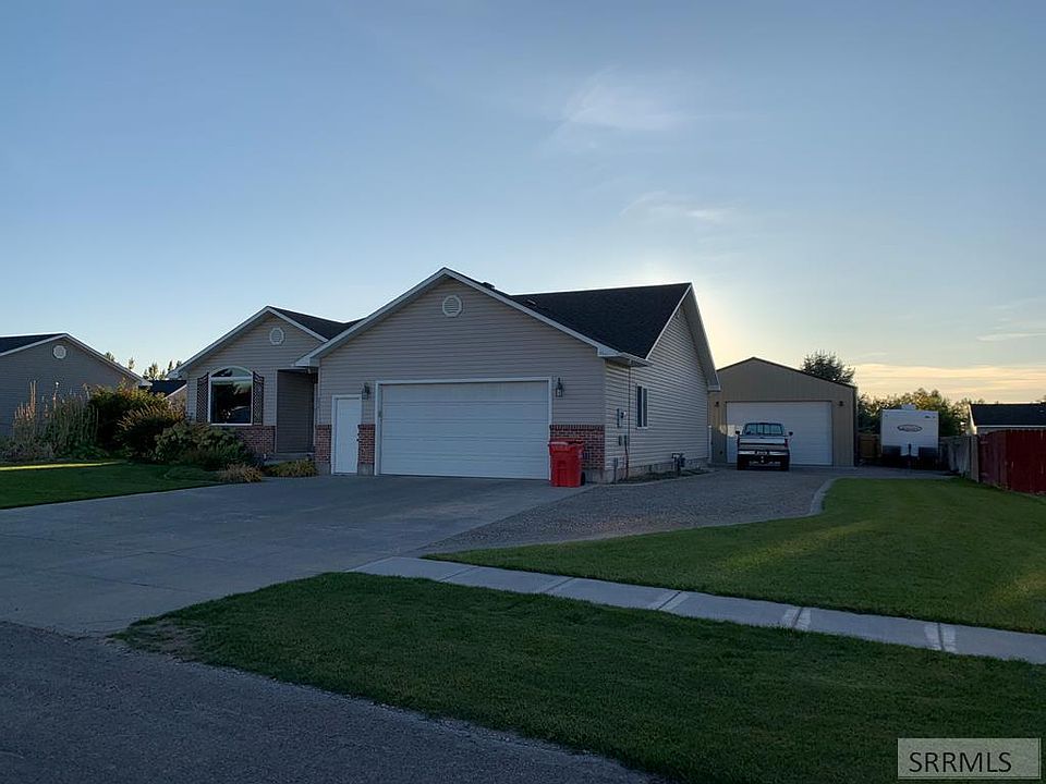 1st image of 854 S Wheatfield Ln