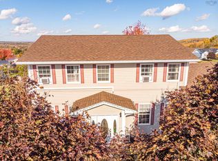 320 Mountain Rd, New Glasgow, NS B2H 5W1