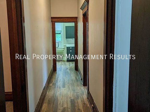 3rd image of 1363 Mesker Park Dr APT B