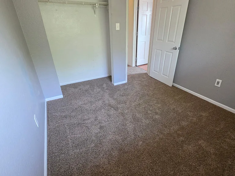 405 Loma Linda Dr #D — Photo 14
