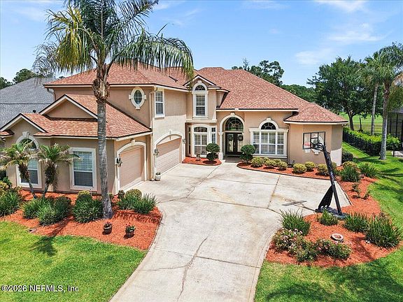 3rd image of 2468 STONEY GLEN Drive