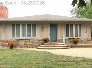 3208 Glenview Ave, Royal Oak, MI 48073