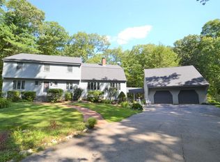 25 S Mill St, Hopkinton, MA 01748