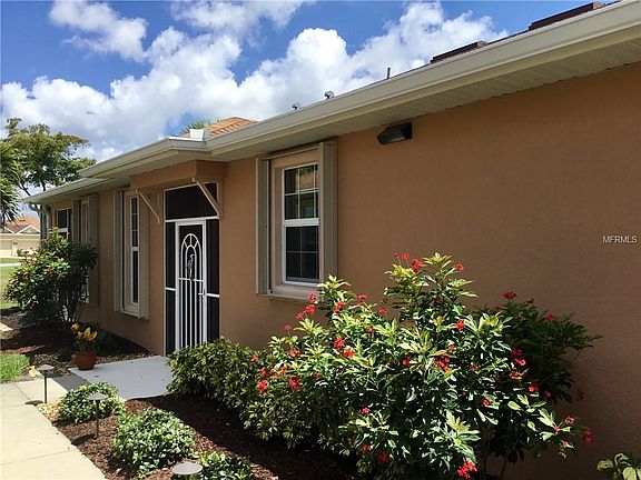 3rd image of 2545 Terracina Dr