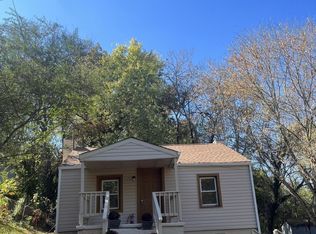 905 NW Sapphire Rd, Knoxville, TN 37919