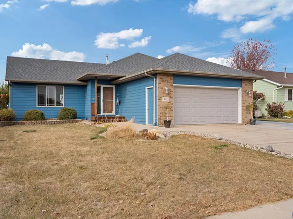 407 Claudia Ave, Harrisburg, SD 57032
