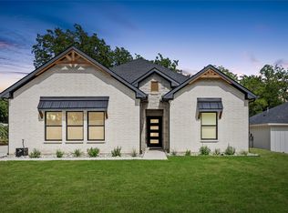 1832 S Park Ave, Denison, TX 75020