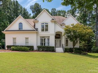 10708 Sapona Ct, Charlotte, NC 28277