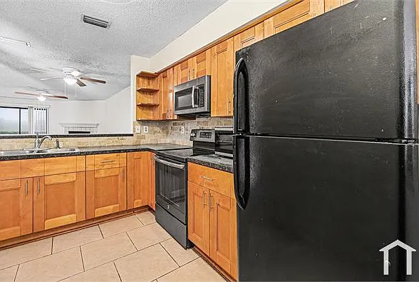 1604 Arcadia Dr #108 — Photo 7