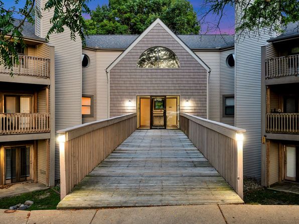 2700 W Willowlake Dr Unit 202