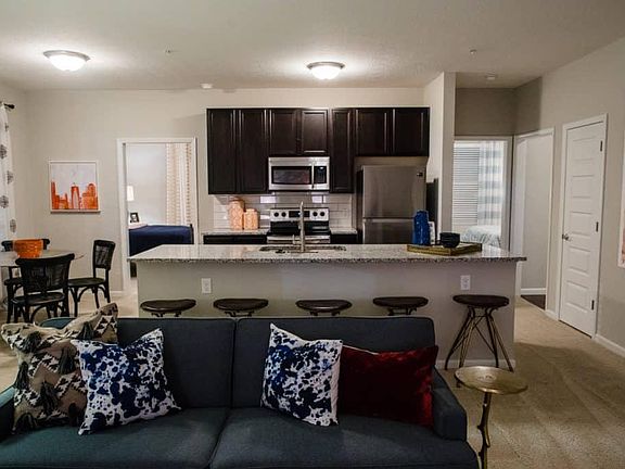 3rd image of 5189 Liam Dr APT 307