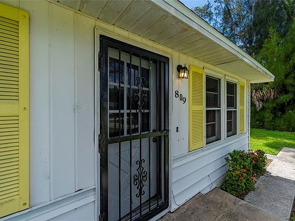 26th image of 809 BURLAND STREET