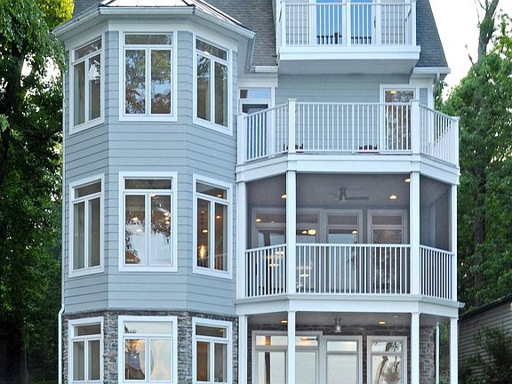 2nd image of 7055 Bay Front Dr