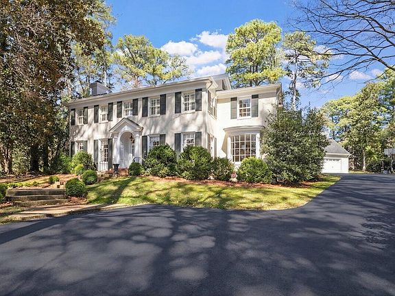 2nd image of 3516 Keats Pl