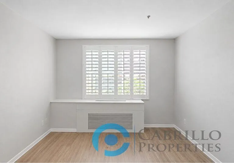1435 India St #408 — Photo 15